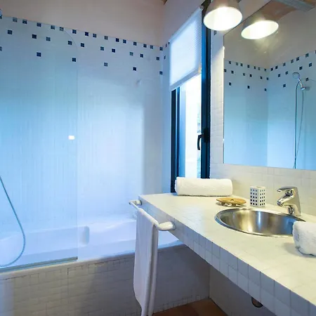 La Casa En El Pinar By Vintage Travel * Biniancolla